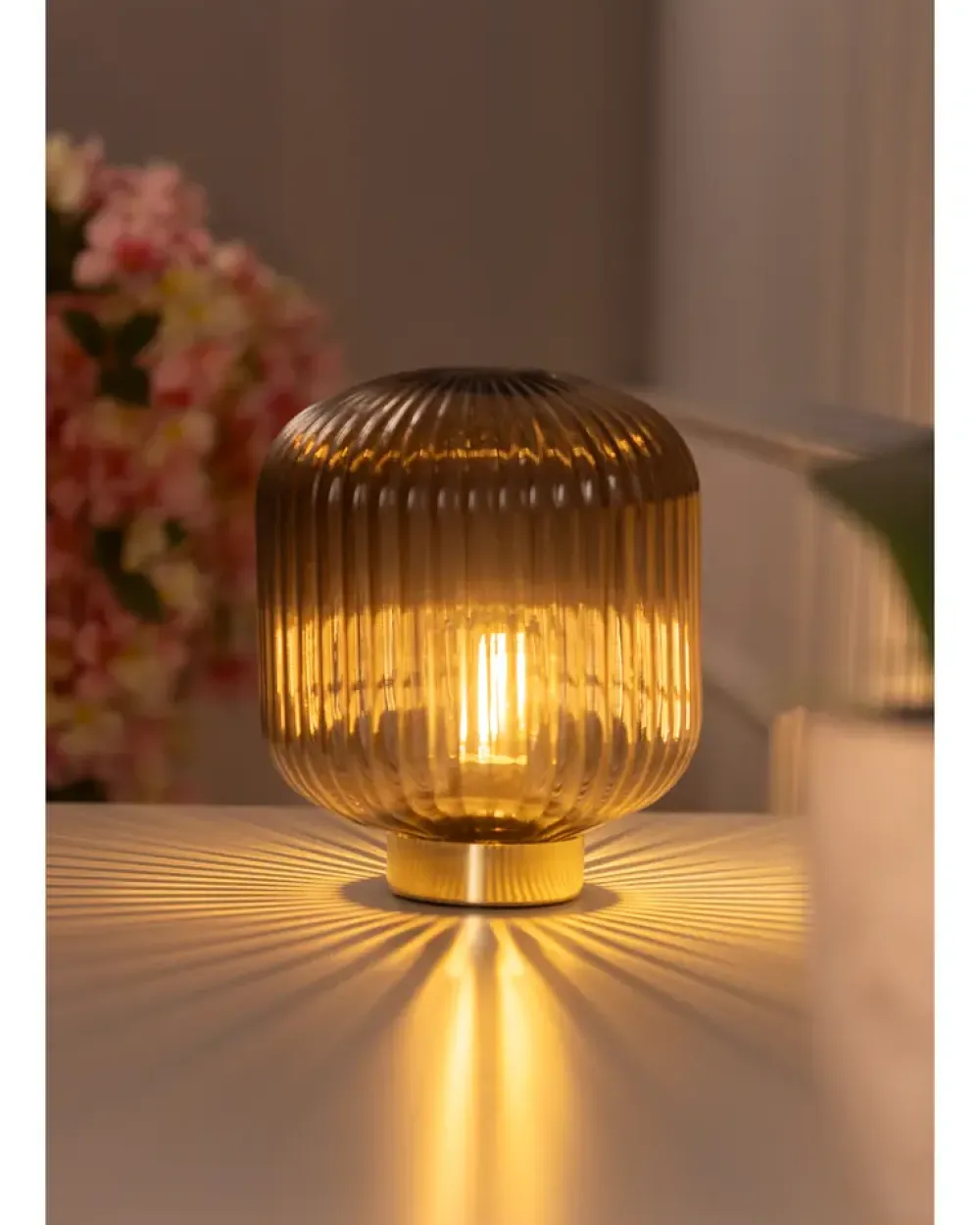 Bordlampe i glas - assorterede farver| Bordlamper