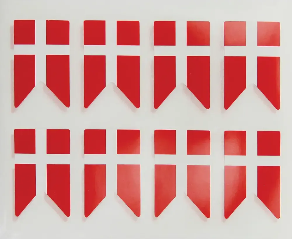 Klistermærker med flag 24-pak| Festartikler