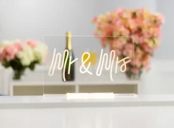BRIGHT DESIGN Lysskilt til bord Mr. & Mrs. H. 22,5 x B. 35 cm| Indendørs Væglamper