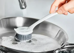 Clean Action Multibørste med håndtag| Badeværelsesartikler|Øvrige Køkkenartikler