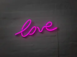 BRIGHT DESIGN Neonskilt Love H. 18 x B. 45 cm| Indendørs Væglamper