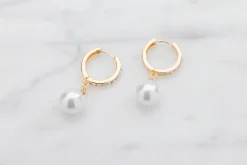 Øreringe hoop med perle - guld| Smykker & Hårpynt