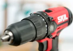 SKIL Bore-/skruemaskine 3008 AC inkl. batteri| Akku Bore- Og Skruemaskiner